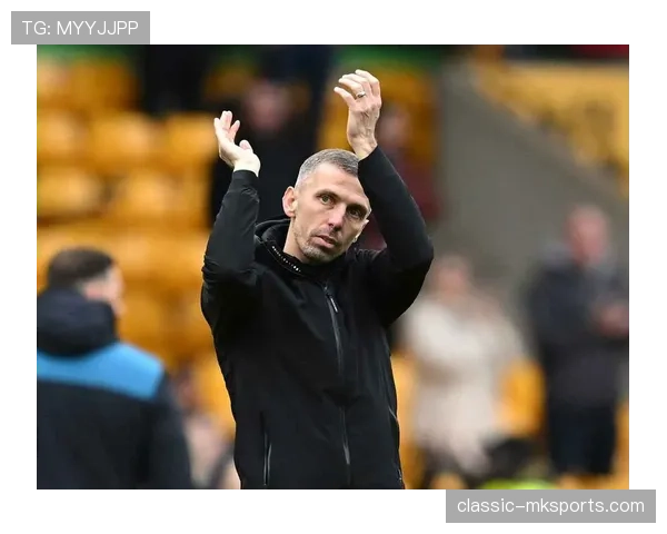 狼队新帅加里·奥尼尔誓言重塑球队形象,未来可期引关注 狼队新帅加里·奥尼尔誓言重塑球队形象,未来可期引关注