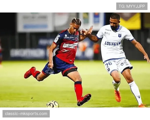 维拉蒂·鲁伊斯在巴黎表现稳健，未来发展潜力备受关注